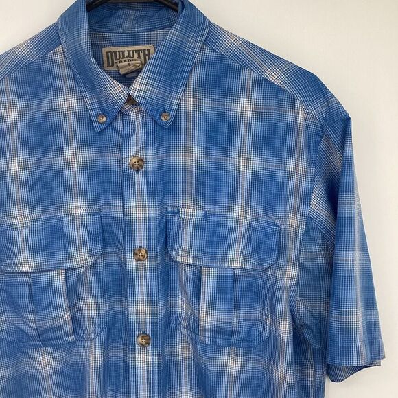 Men's Duluth Wicking Short Sleeved Button Front Paid Shirt small blue/white - Picture 3 of 6